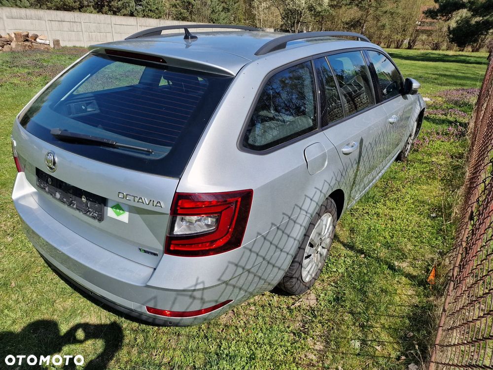 Skoda Octavia 1.4 TSI G-TEC DSG Ambition - 3