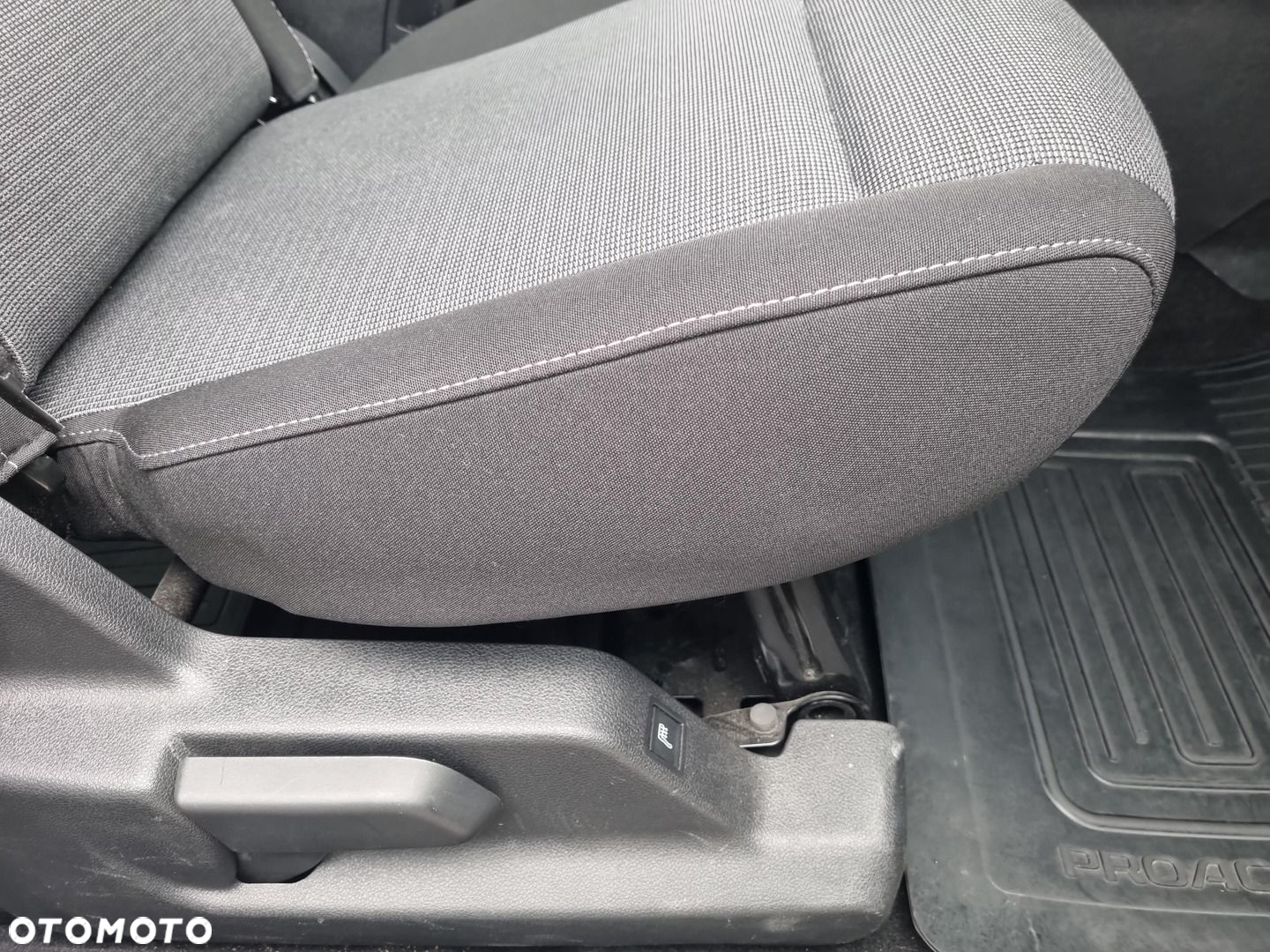 Toyota Proace City Verso 1.2 D-4T Family - 25