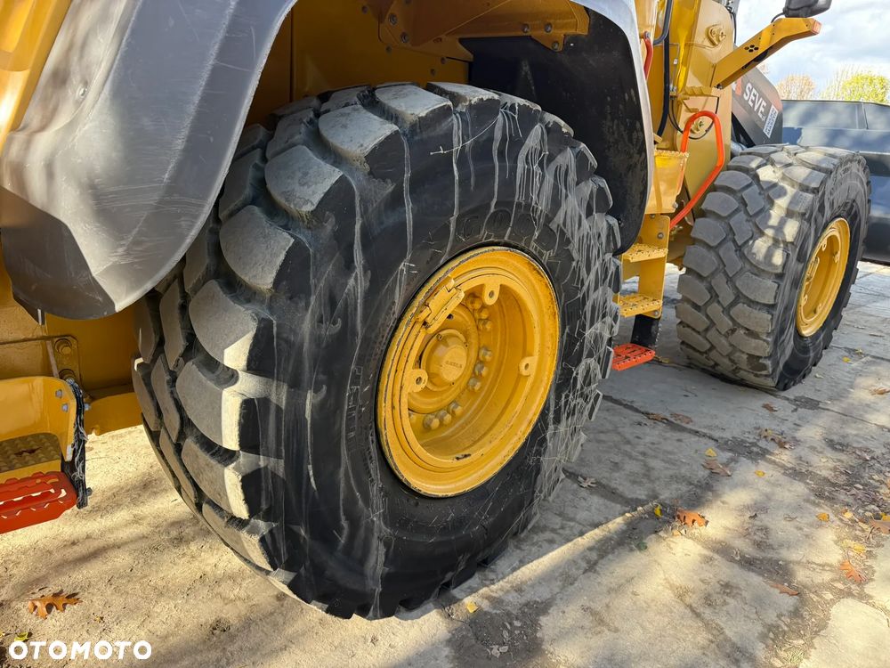 Volvo L 110 H - 11