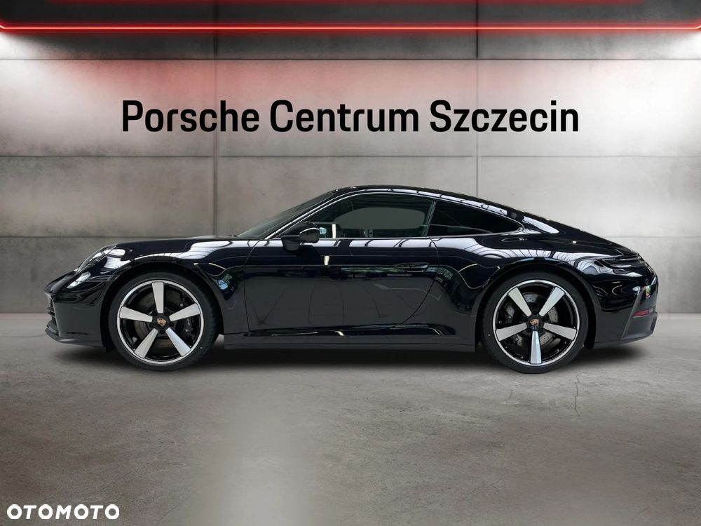 Porsche 911 Carrera S - 2