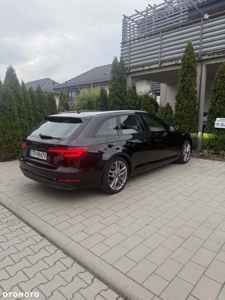 Audi A4 Avant 2.0 TDI - 10