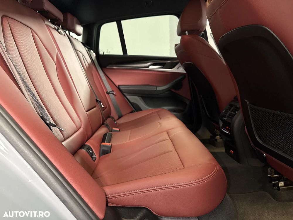 BMW X4 xDrive20i AT MHEV - 13