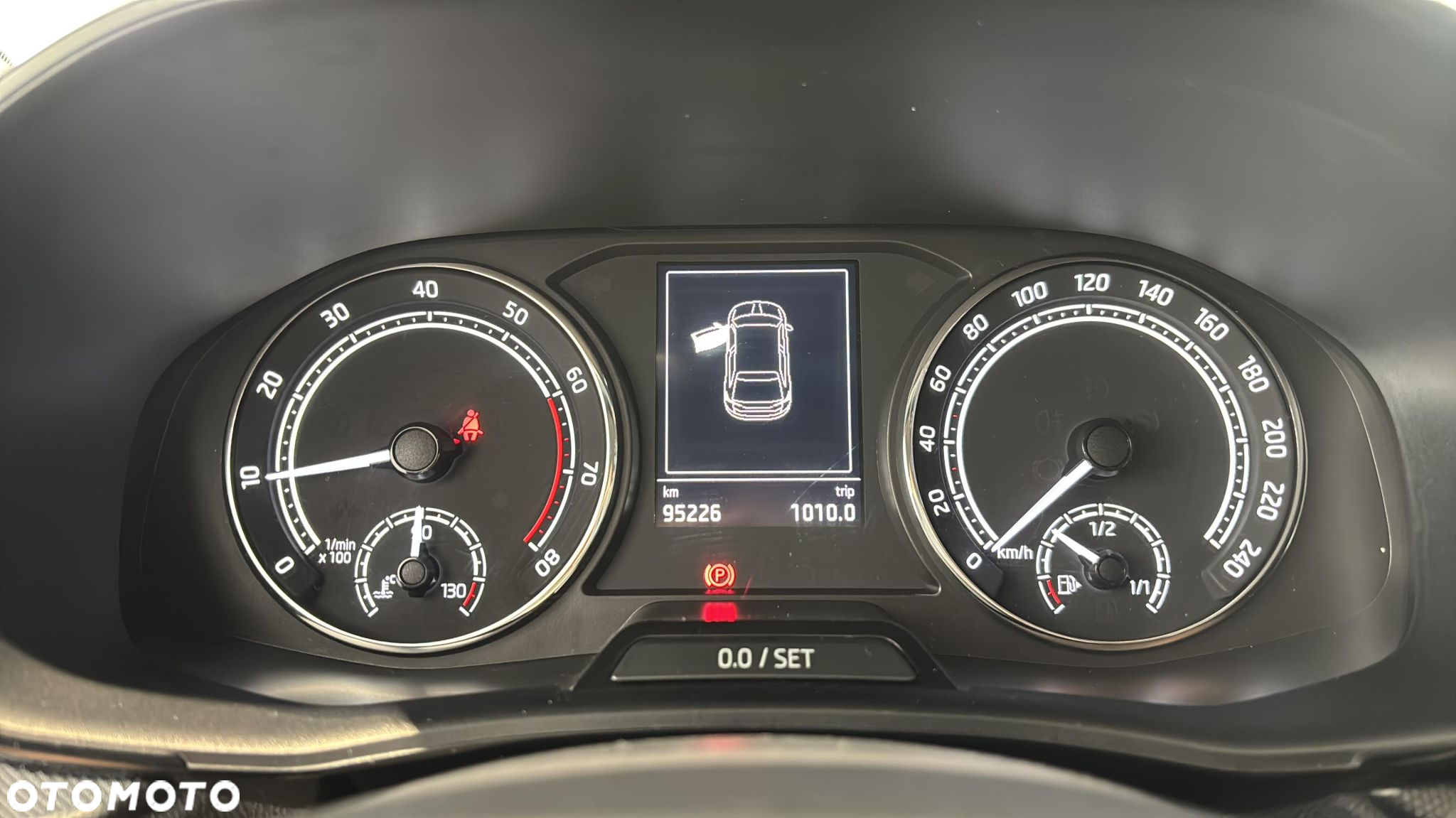 Skoda Fabia 1.0 Ambition - 14