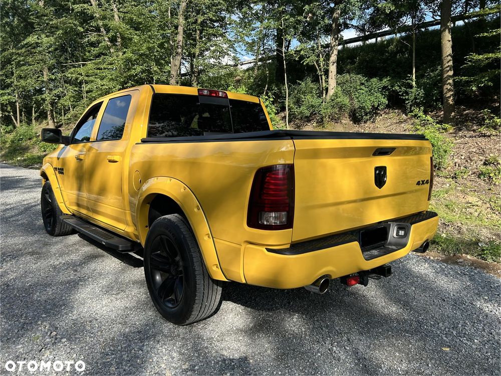 Dodge RAM 5.7 4x4 - 4