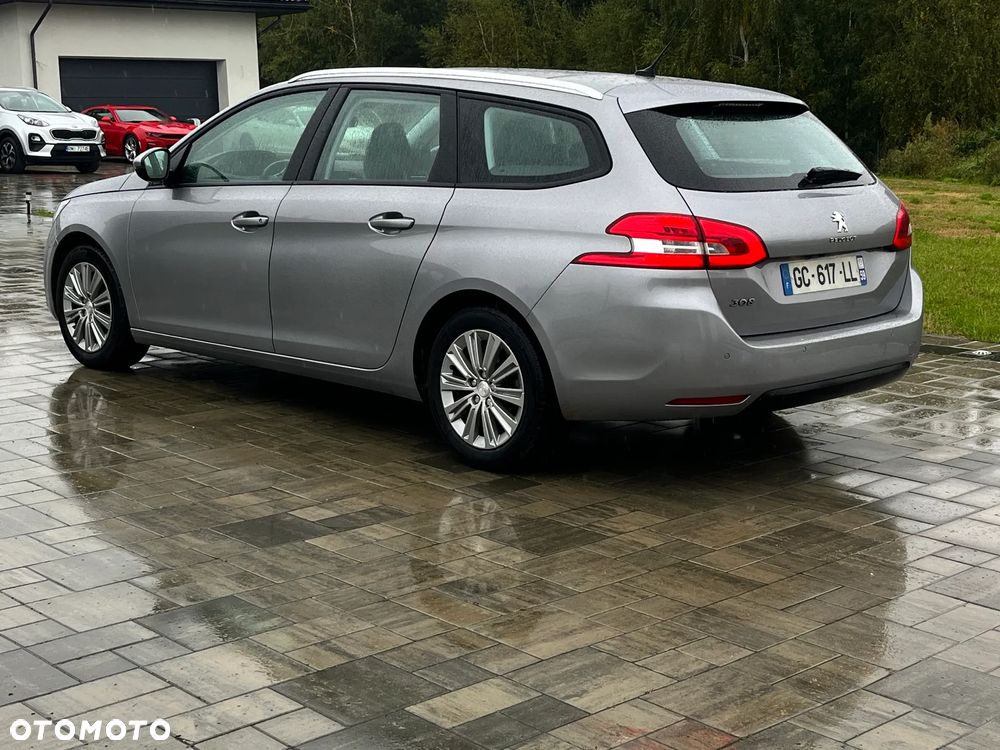 Peugeot 308 - 6