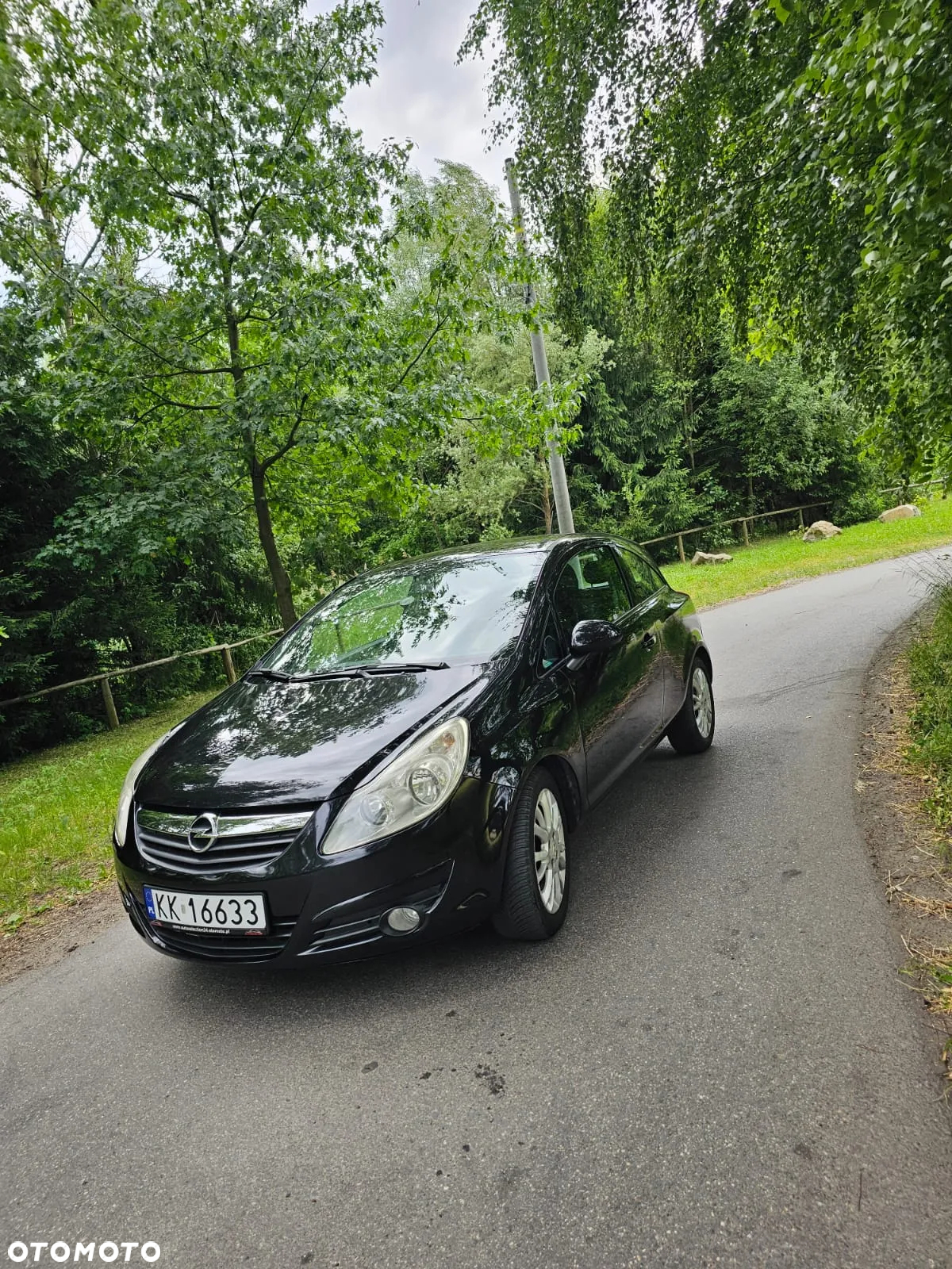 Opel Corsa 1.2 16V Cosmo - 2