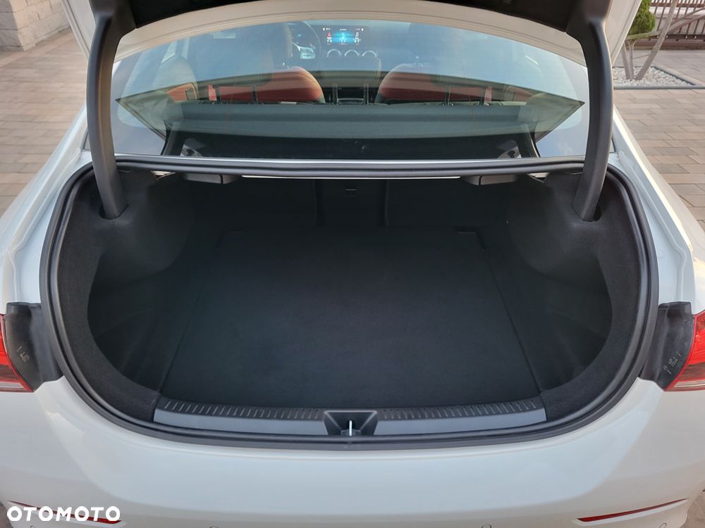 Mercedes-Benz Klasa A 35 AMG 4-Matic 7G-DCT - 20