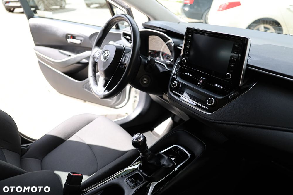Toyota Corolla 1.6 Comfort - 6