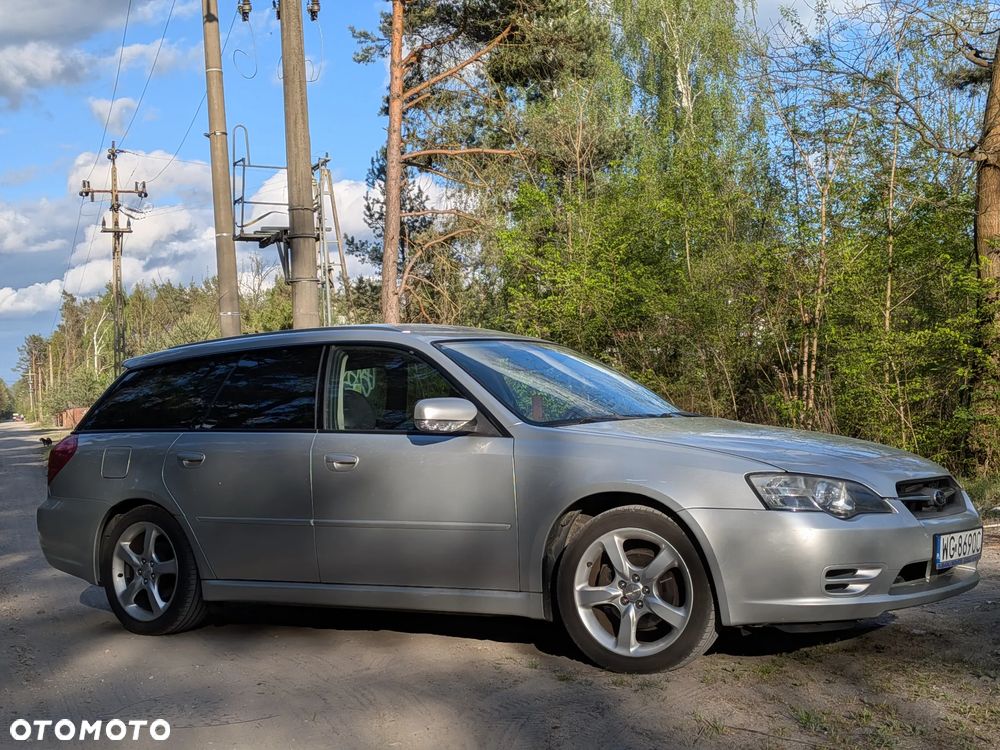 Subaru Legacy 2.0i MT - 1