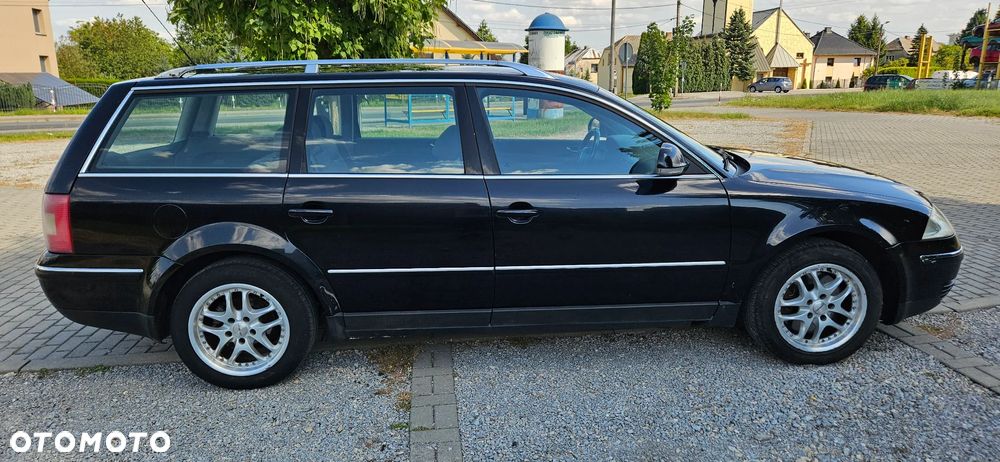 Volkswagen Passat 2.5 TDI Highline - 6
