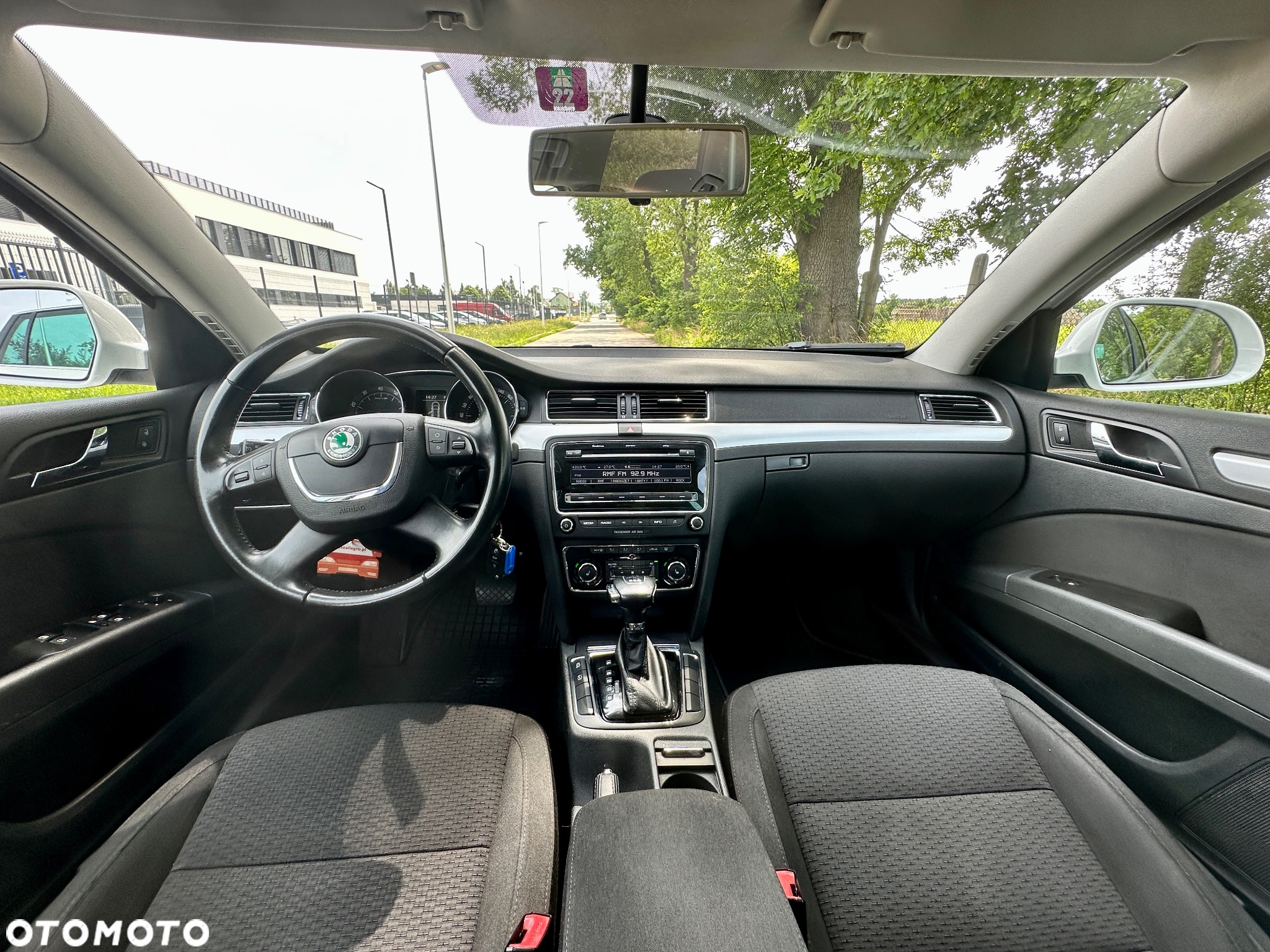 Skoda Superb 1.8 TSI Comfort DSG - 17