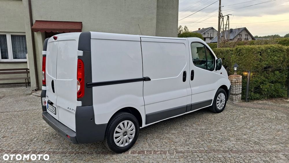 Opel VIVARO - 16