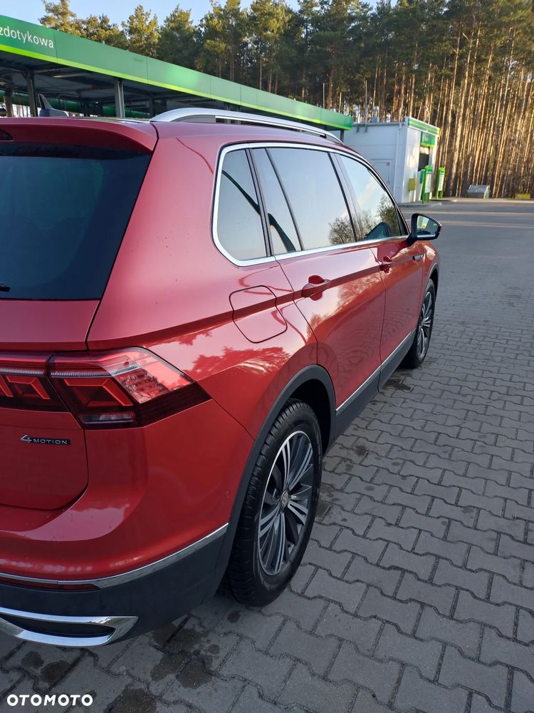 Volkswagen Tiguan 2.0 TSI 4Mot Elegance DSG - 9