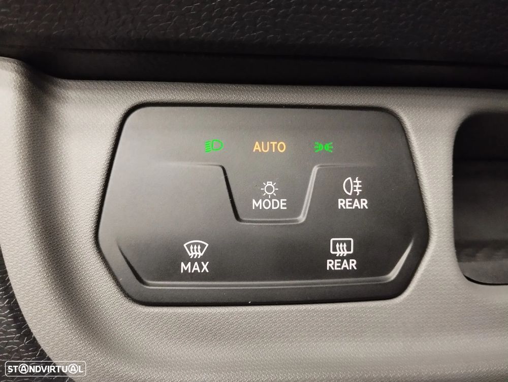 VW ID.Buzz 82 kWh Pro | LED | CÂMARA - 19