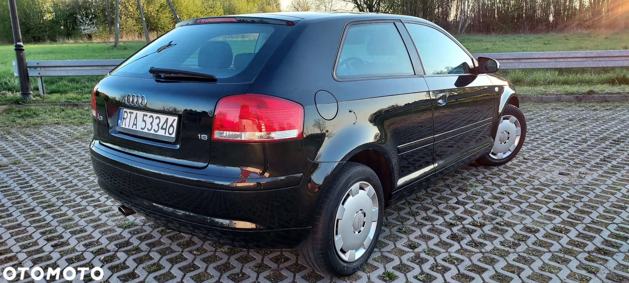 Audi A3 1.6 Ambiente - 4