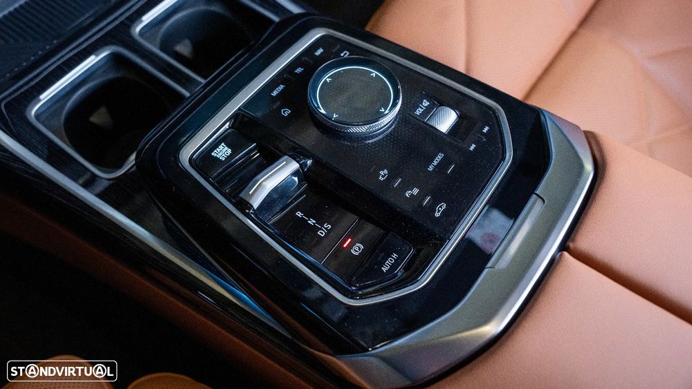 BMW 740 d xDrive Pack Desportivo M Pro - 18