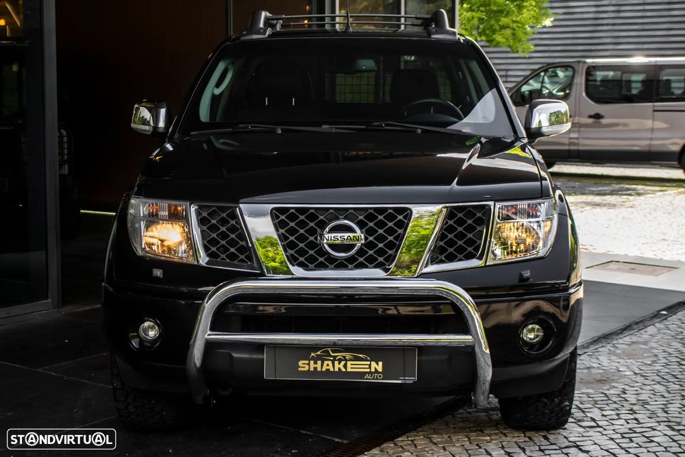 Nissan Navara 2.5 dCi CD SE AT 4WD - 7