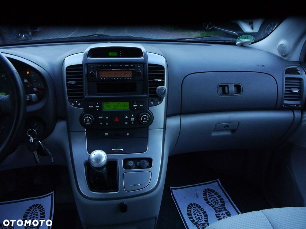 Kia Carnival 2.9 CRDi Tour - 21