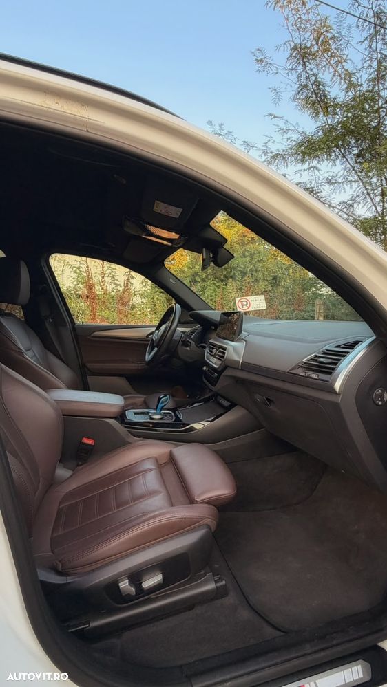 BMW iX3 - 6