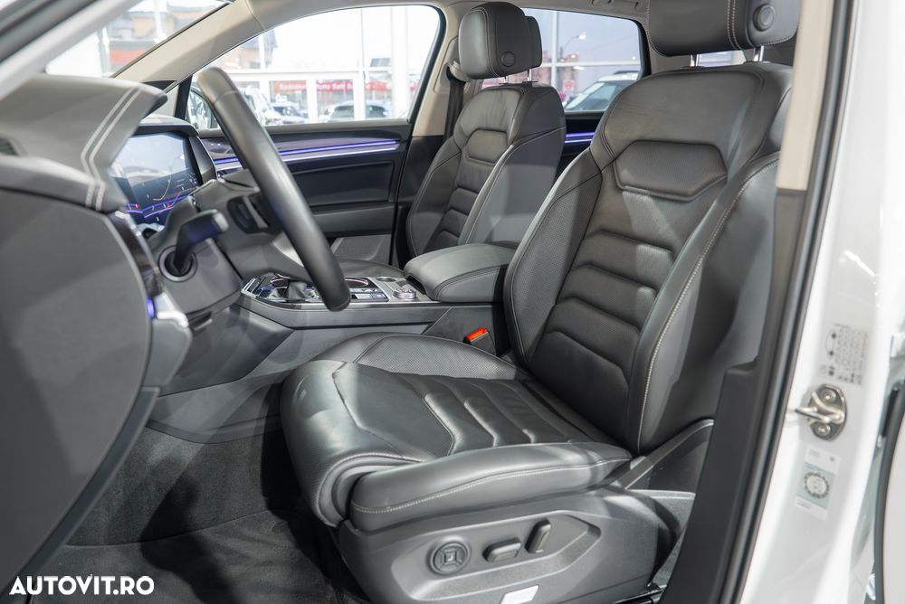 Volkswagen Touareg 3.0 V6 e-Hybrid 4Motion Aut. Elegance - 21