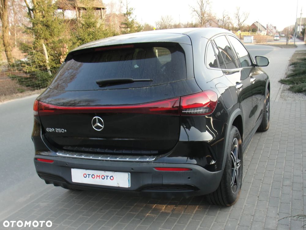 Mercedes-Benz EQA 250 Progressive - 3
