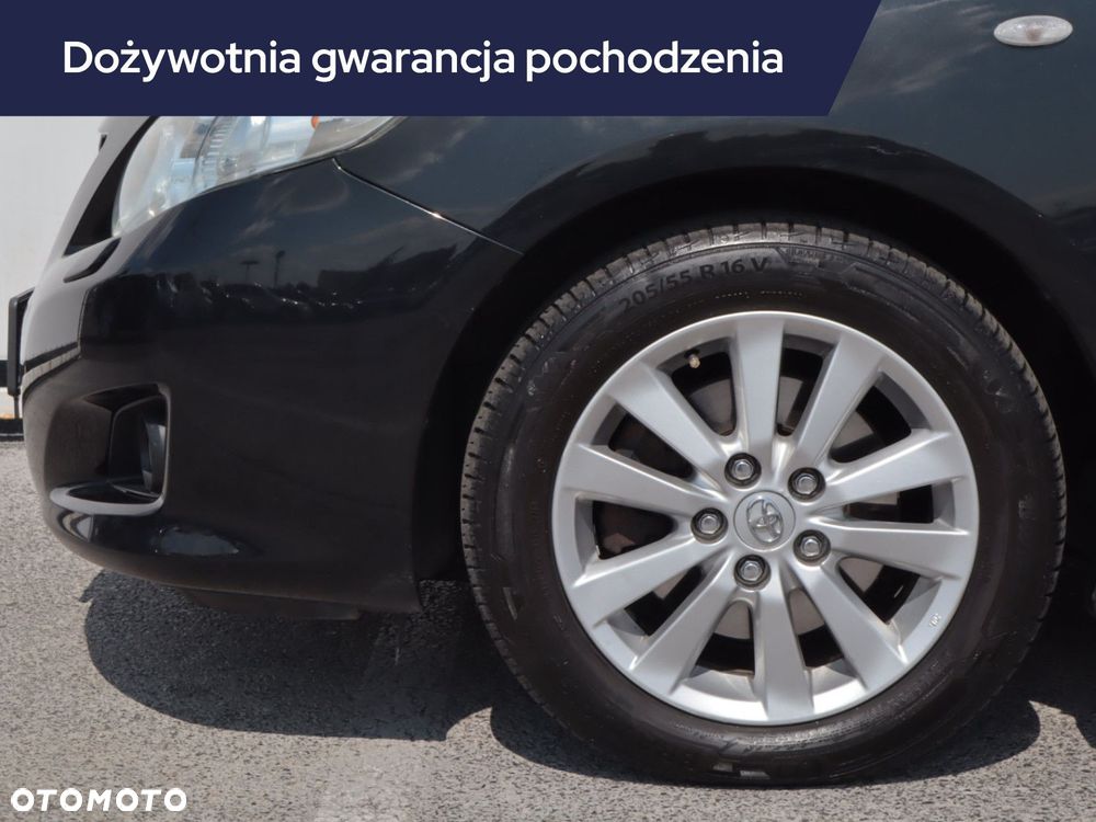 Toyota Corolla - 17