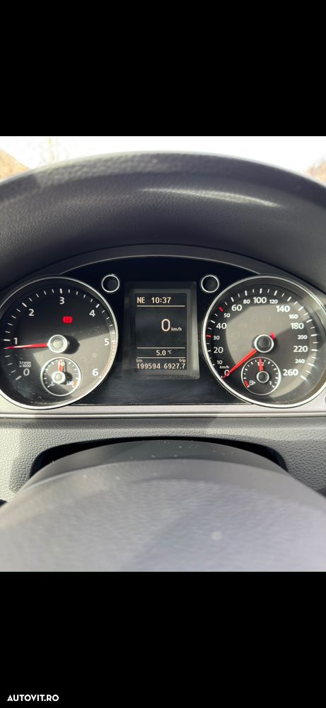 Volkswagen Passat 2.0 TDI BlueMotion Technology DPF Trendline - 4