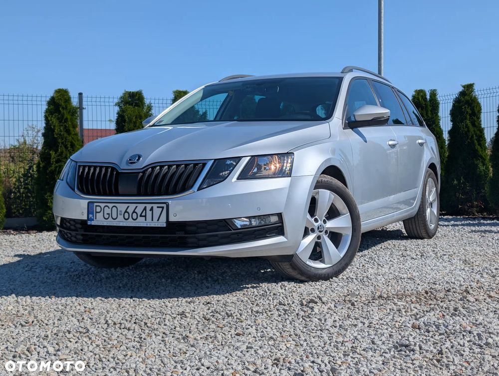 Skoda Octavia 2.0 TDI DSG Style - 1
