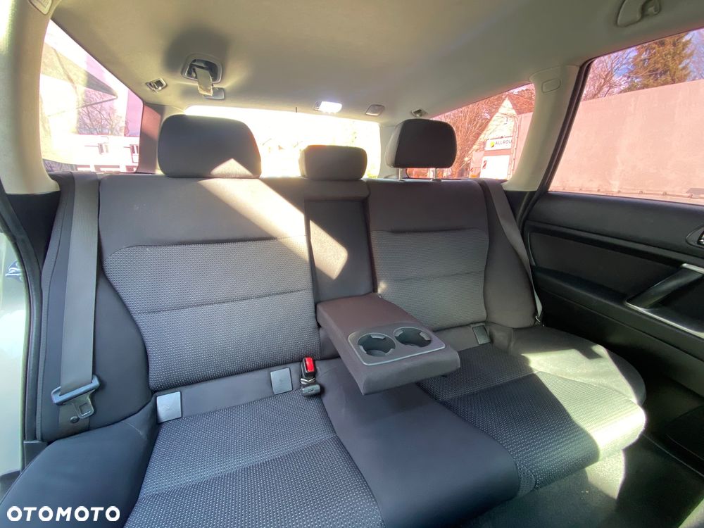 Subaru Outback 3.0RE 000 - 36