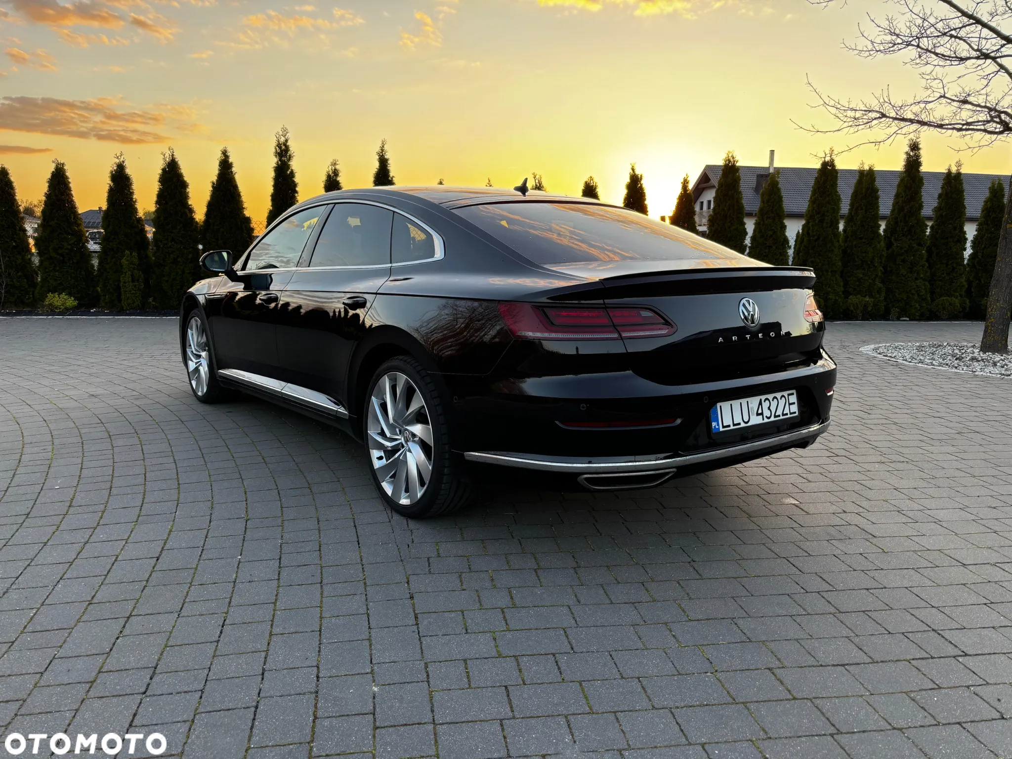 Volkswagen Arteon 2.0 TSI DSG R-Line - 3