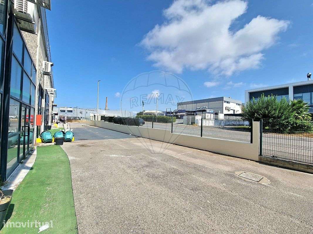Armazém T3 para arrendamento - Grande imagem: 5/44