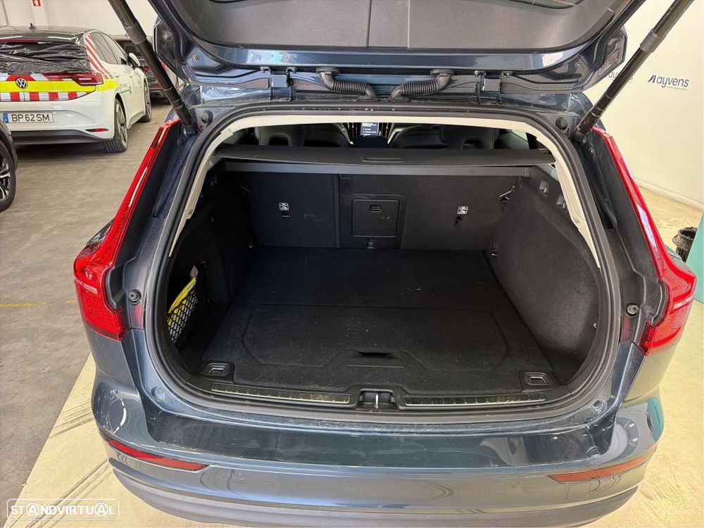 Volvo V60 2.0 T6 AWD TE Core - 11