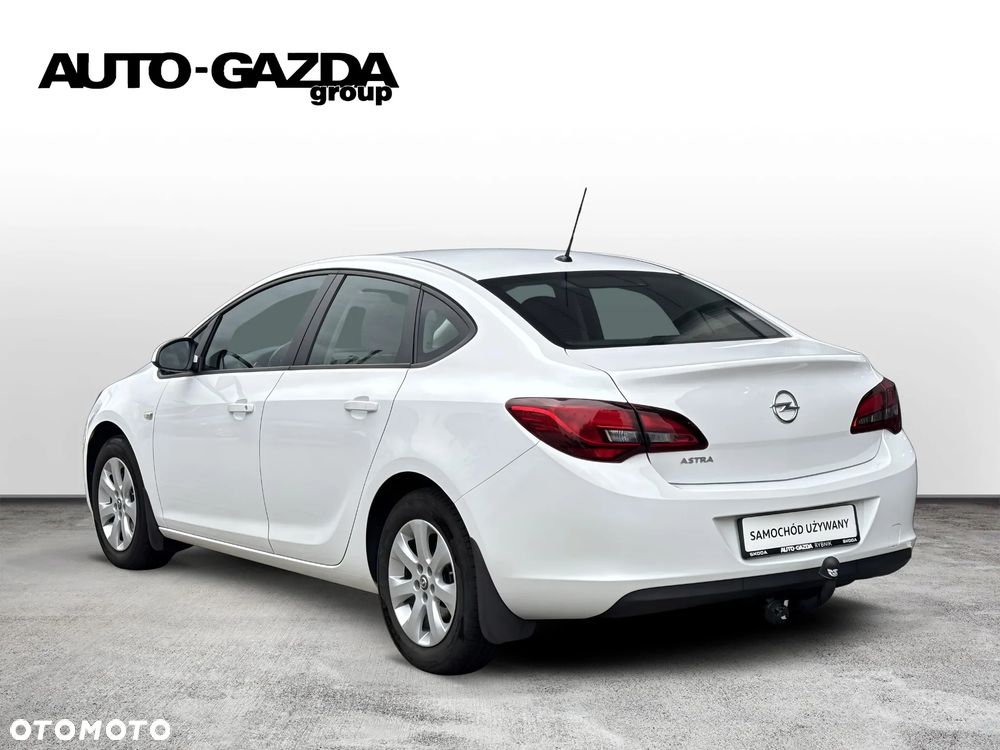 Opel Astra 1.6 EU6 - 4