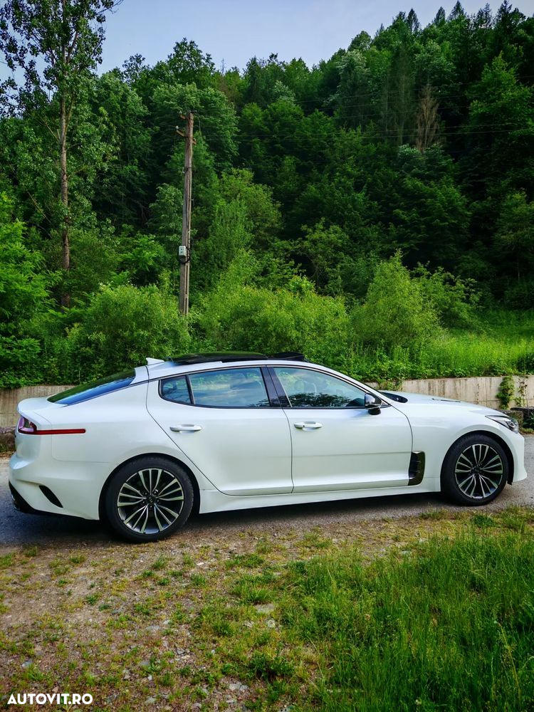 Kia Stinger 2.2 CRDI AWD GT Line - 6