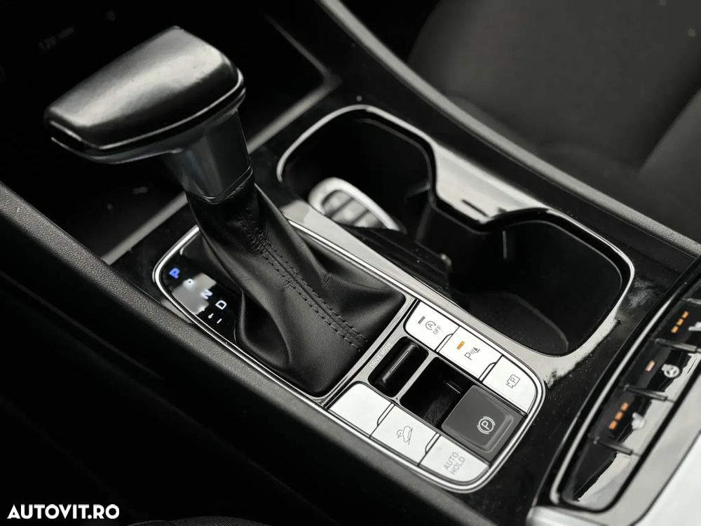 Hyundai Tucson 1.6 T-GDi 48V-Hybrid 2WD DCT Select - 28