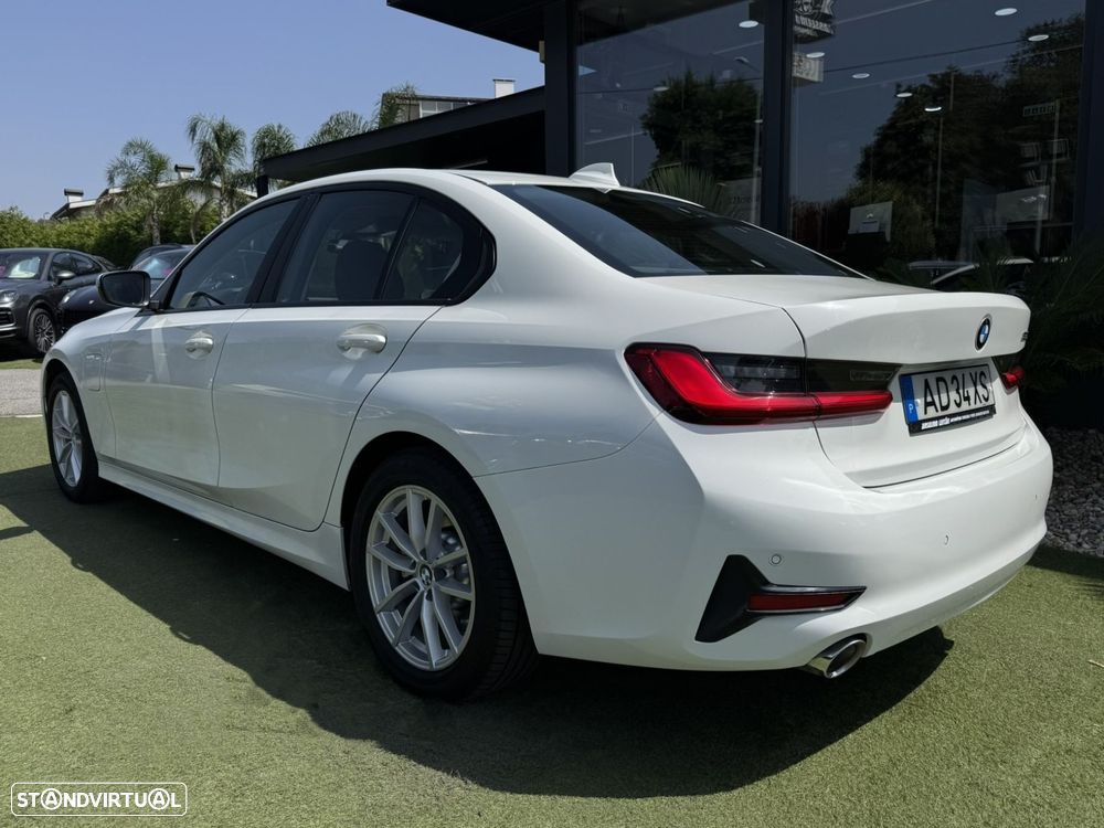 BMW 330 e Corporate Edition Auto - 12