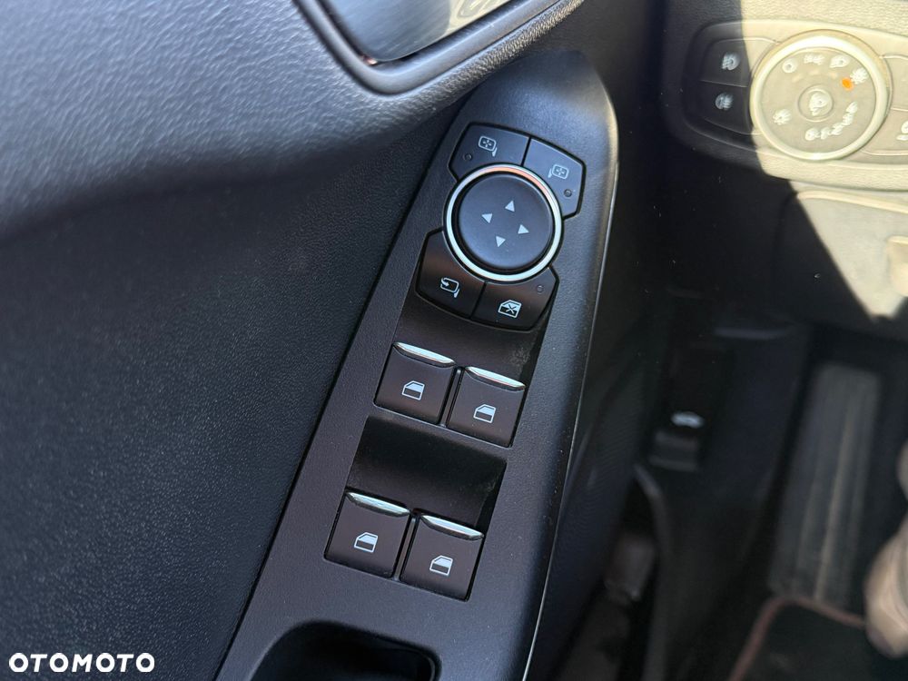 Ford Fiesta - 18