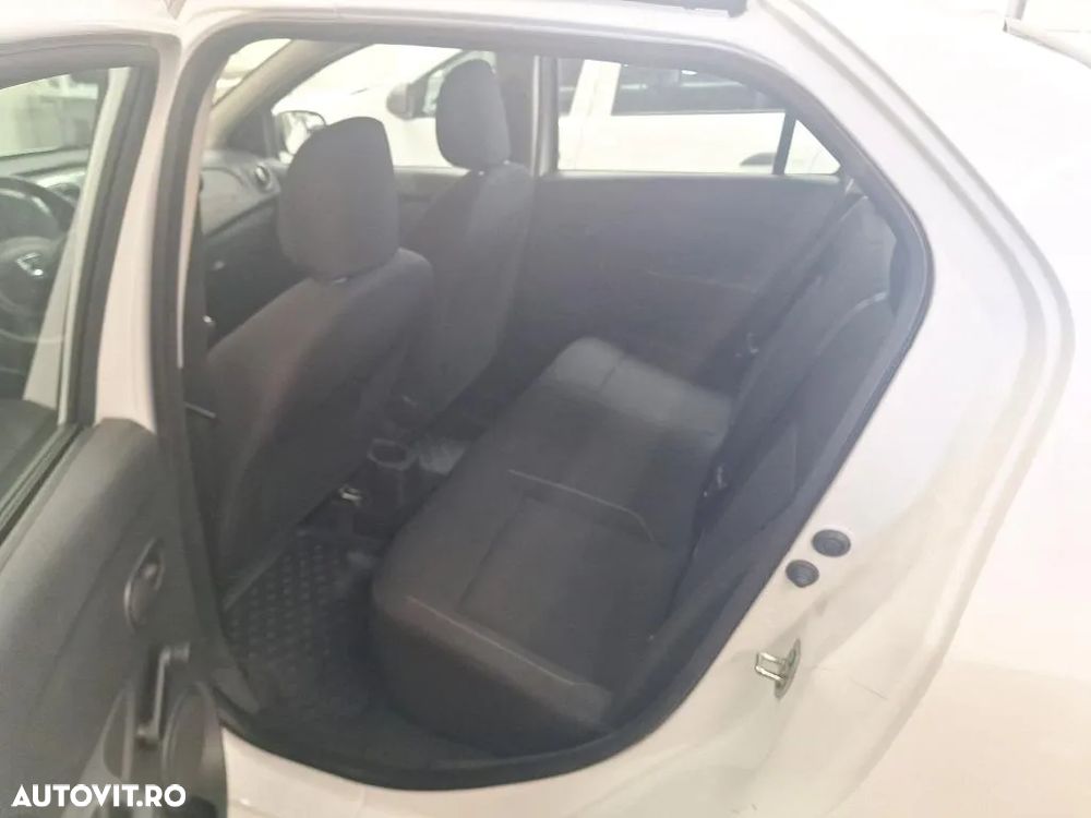 Dacia Logan 1.0 SCe SL PLUS - 6