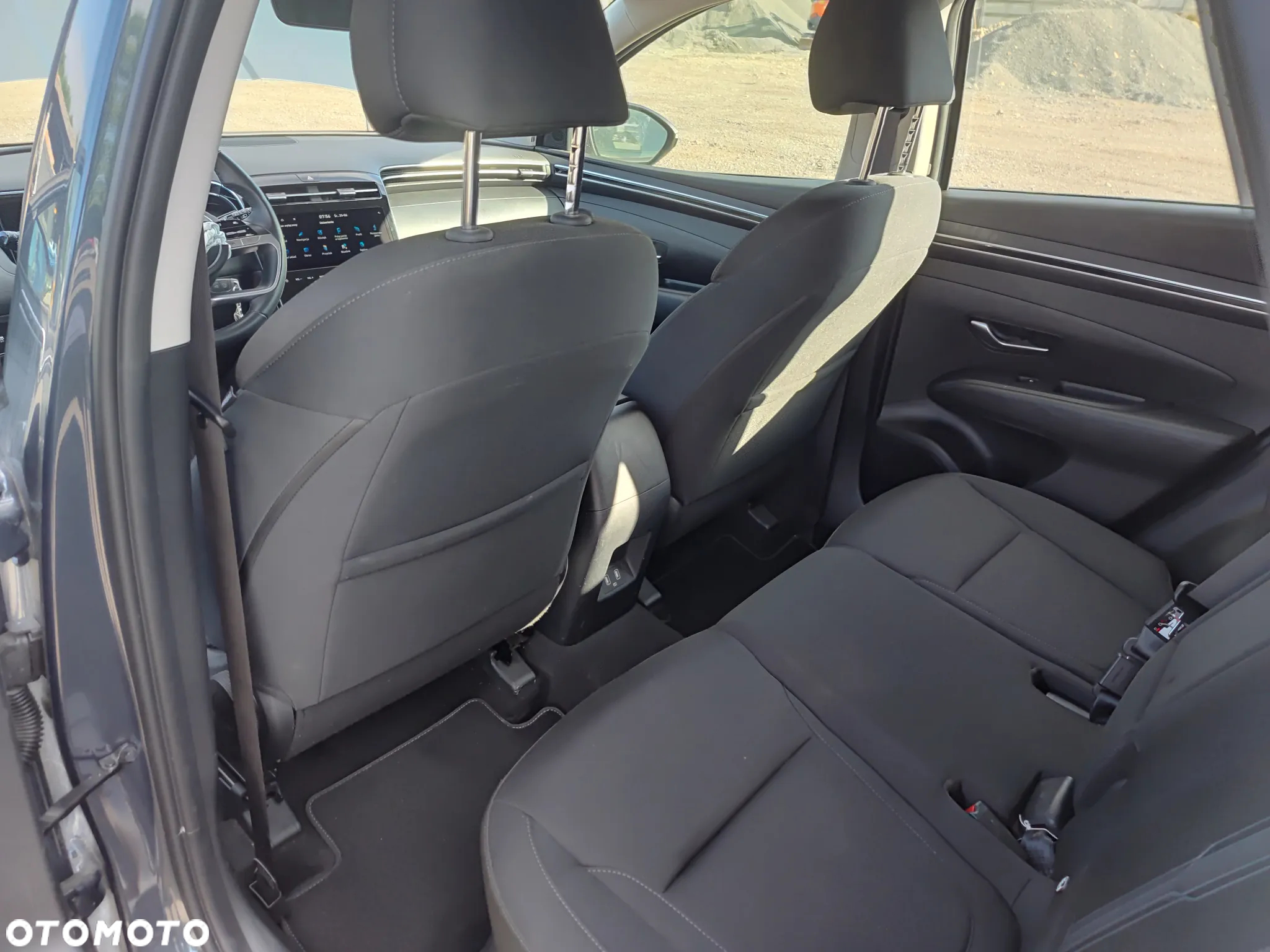 Hyundai Tucson 1.6 CRDi 48V-Hybrid 2WD DCT Trend - 24