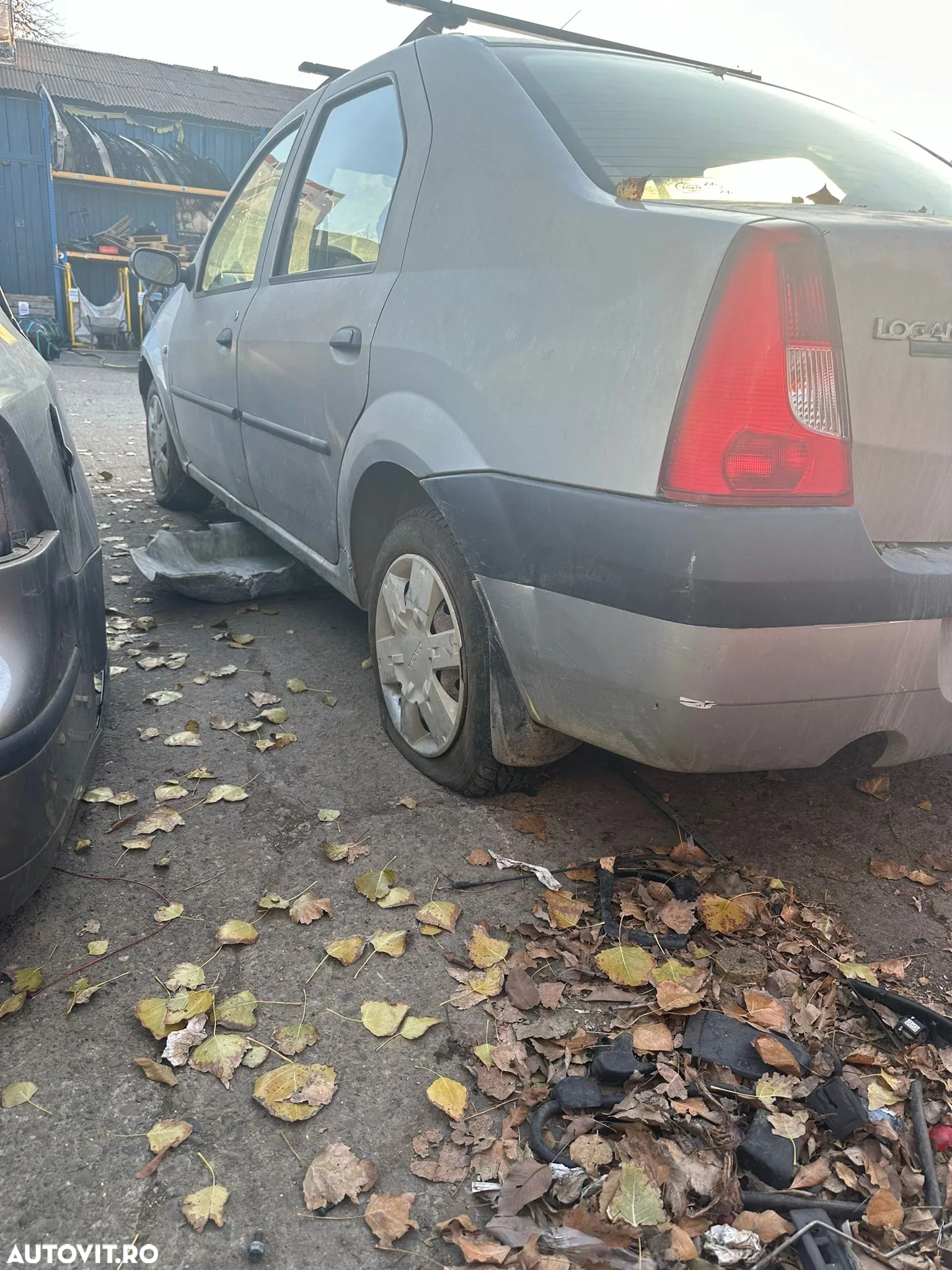 Dezmembrez Dacia Logan (L90) Berlina 1.6 Mpi K7M 2007 - 7