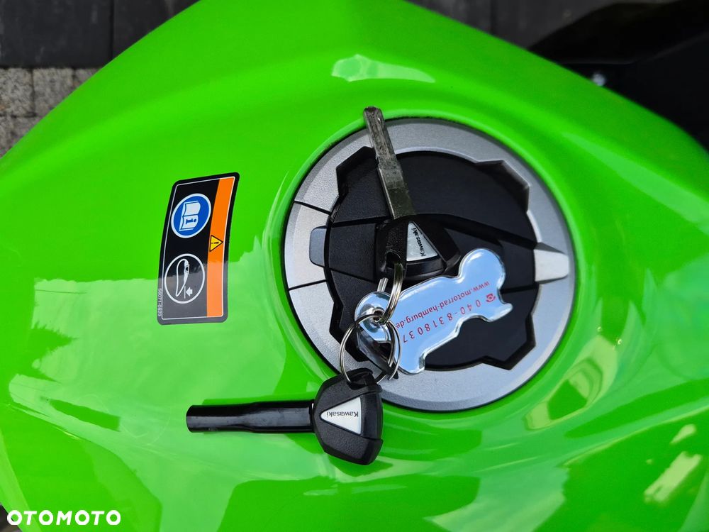 Kawasaki Ninja 400 - 15