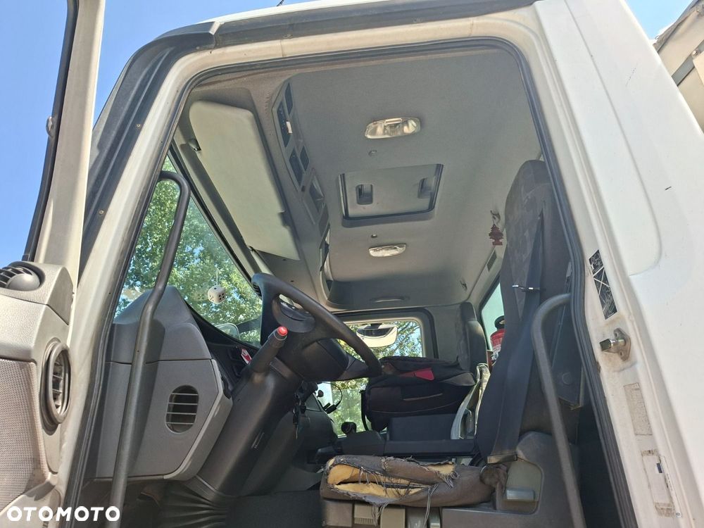 Versalift Actros 3241 B 8X4/4 - 13