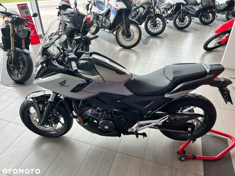 Honda NC - 21