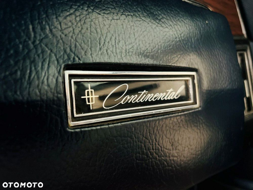 Lincoln Continental - 29