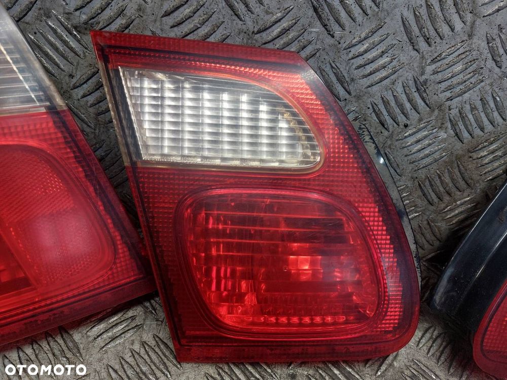 LAMPA LEWY TYŁ + PRAWY TYŁ NISSAN ALMERA N16 LIFT SEDAN - 4
