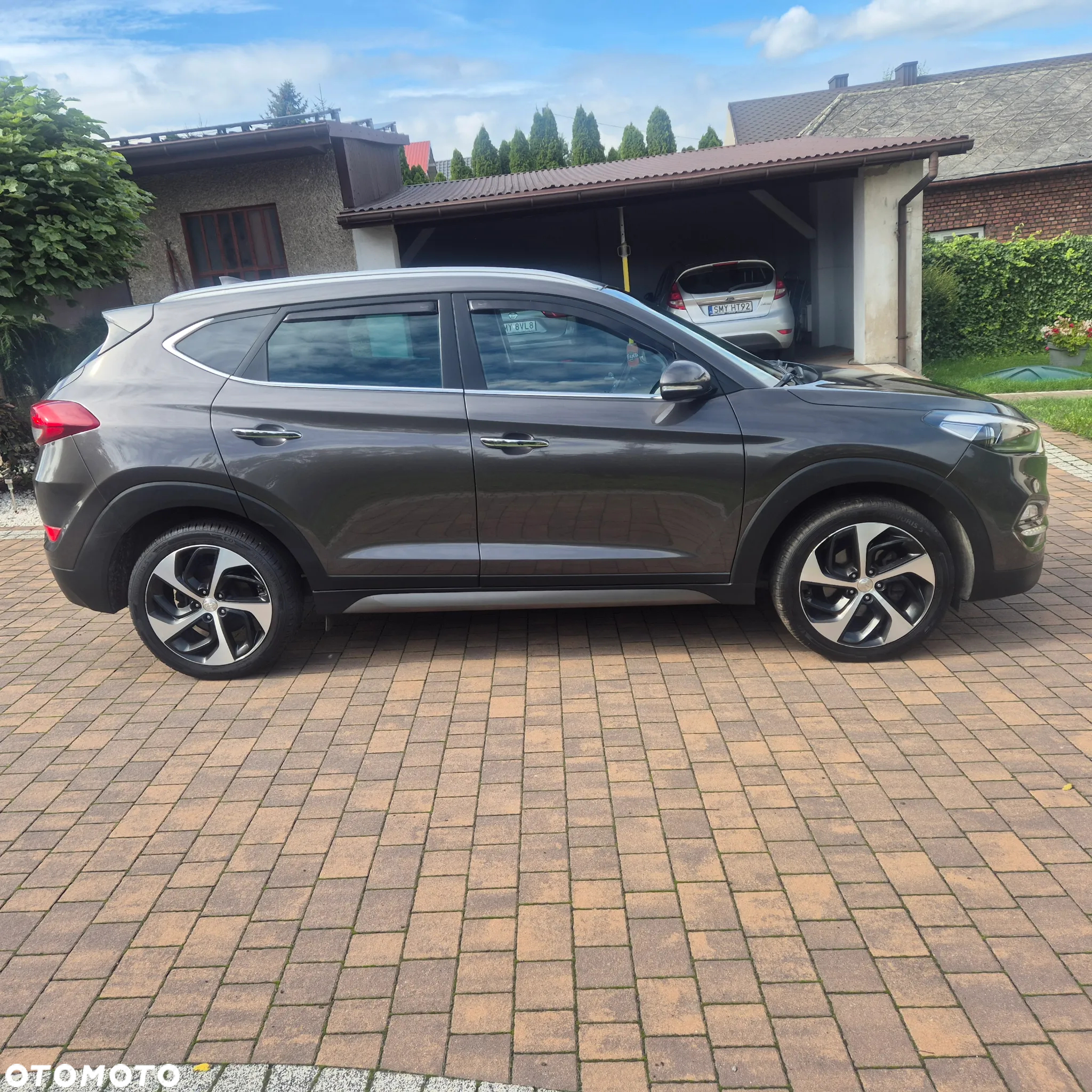 Hyundai Tucson blue 1.7 CRDi 2WD Intro Edition - 11