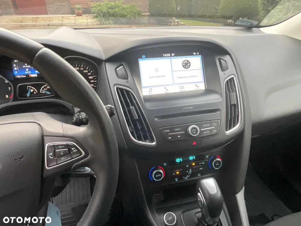 Ford Focus 1.6 Trend PowerShift - 2