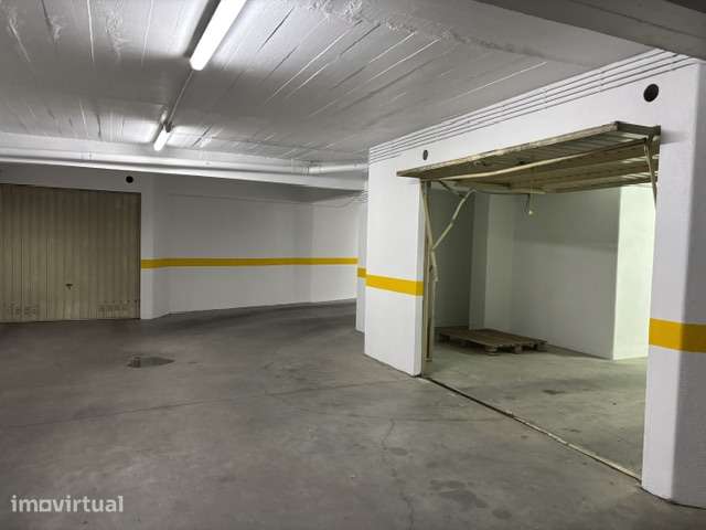 Apartamento, 117 m², Casal de Cambra - Grande imagem: 4/21