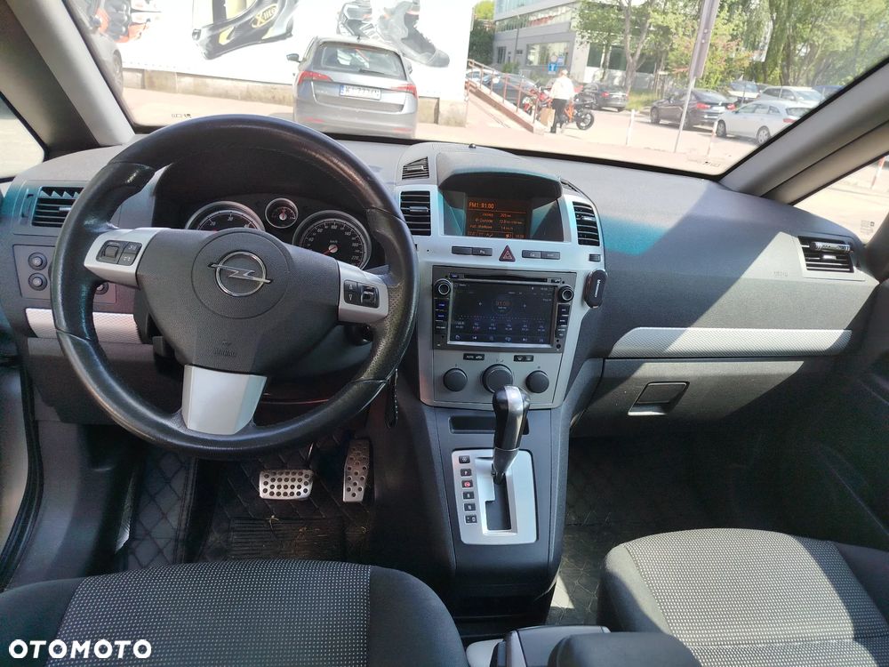 Opel Zafira 1.9 CDTI Cosmo ActiveSelect - 8