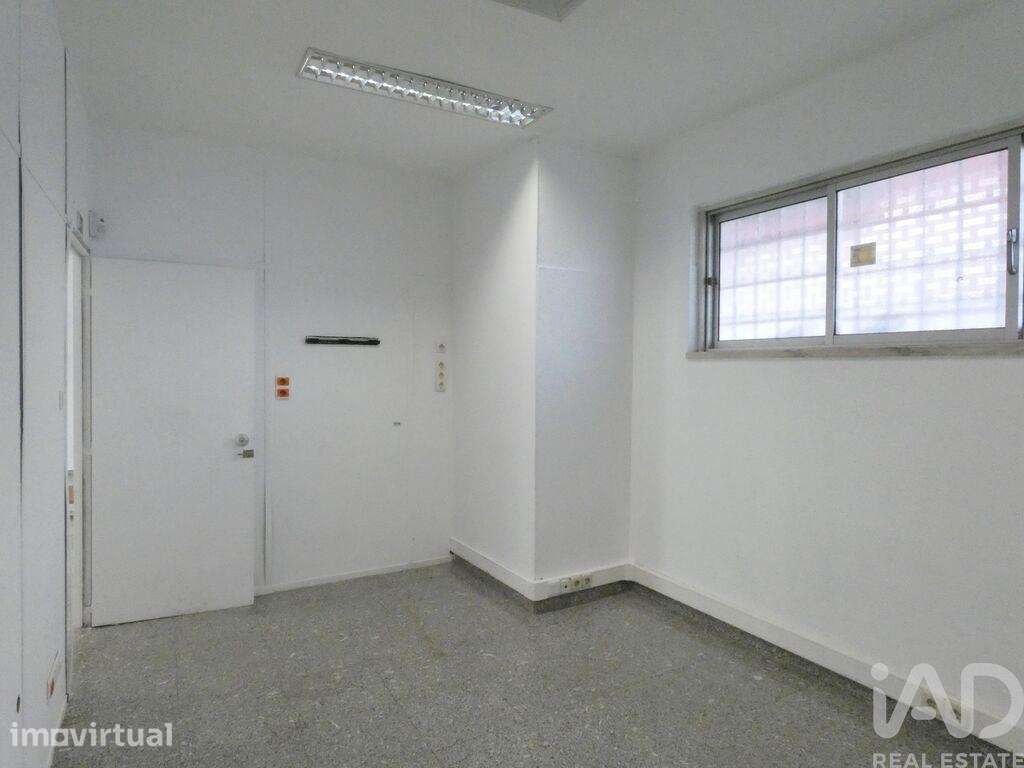 Loja / Estabelecimento Comercial T3 em Alfragide de 109,00 m2 - Grande imagem: 4/22